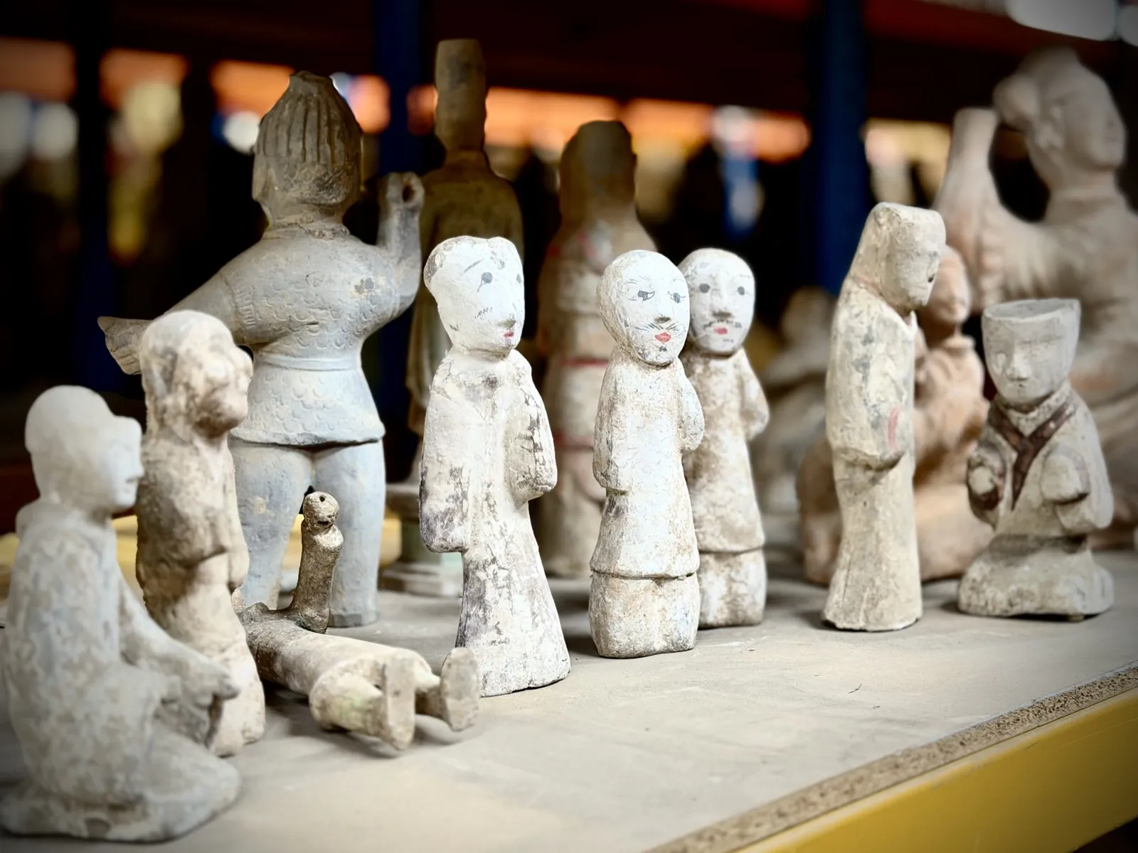 Painted terracotta tomb attendants